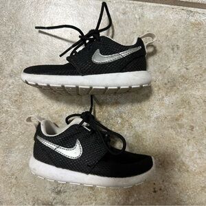 Toddler Size 6 Nike Shoes Black and Silver